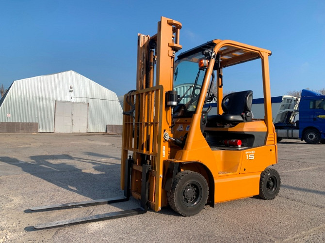 Вилковий електронавантажувач Toyota з напівкабіною, випуск кінець 2020 року Модель: 8FB15 Одесса - изображение 1