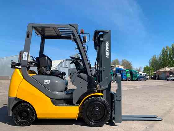 Вилочний автонавантажувач Komatsu, компакт з кабіною та позиціонером для кожної вили. Модель: FG20NT Винница