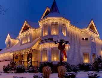 Новорічна ілюмінація, прикрасити гірляндами! Киев