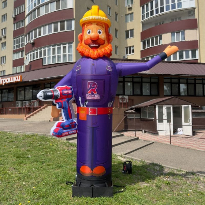 Махаючий надувний чоловічок реклама вулична 4 метри Київ - зображення 4