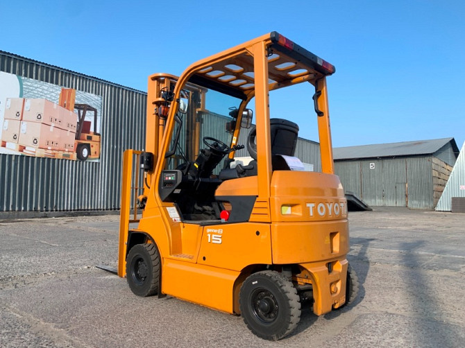 Вилковий електронавантажувач Toyota з напівкабіною, випуск кінець 2020 року Модель: 8FB15 Одесса - изображение 3