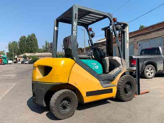 Вилковий автонавантажувач Komatsu на великих 12 колесах. Модель:FG20C-16 Умань