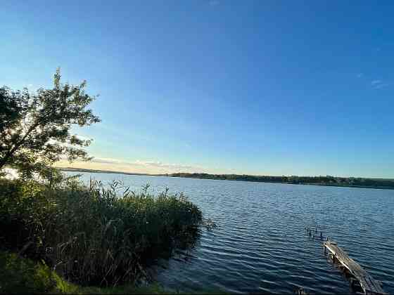 Продам участок с постройками и своим выходом на водохранилище Первомайский