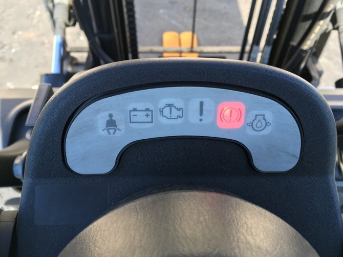 Вилочний автонавантажувач TCM (Nissan), із синхронним позиціонером вил. Модель: FHGE20T5. Номiнальна Чернигов - изображение 9