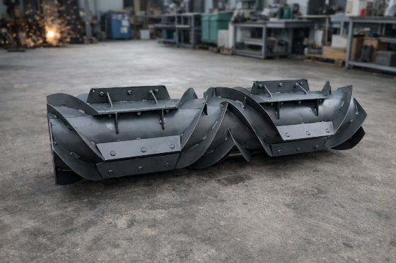 Ремонт барабанів системи обмолоту комбайнів: прискорювача, молотильного та приймального барабанів Ровно