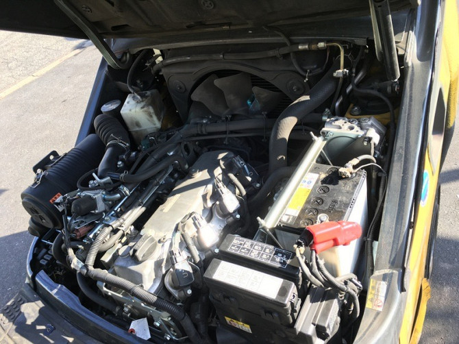 Вилочний автонавантажувач Komatsu, компакт з кабіною та позиціонером для кожної вили. Модель: FG20NT Винница - изображение 4