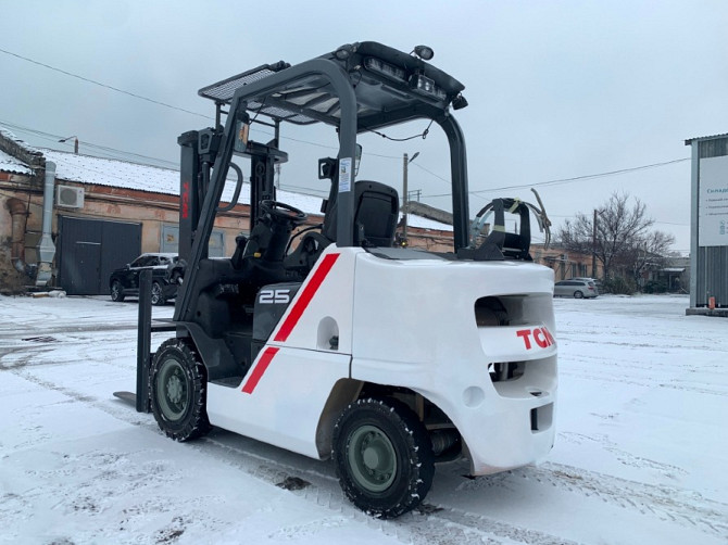 Вилочний автонавантажувач TCM (Nissan), напрацювання 5045 мотогодин. Модель: FHGE25T5 Івано-Франківськ - зображення 4