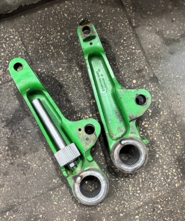 Тяга задньої навіски Ремонт нижних рычагов навески John Deere RE292113 Ровно - изображение 7