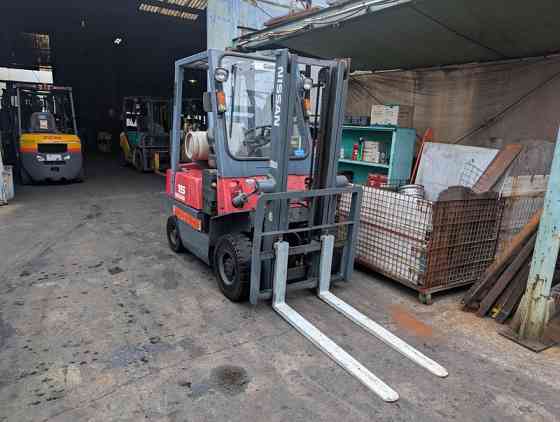 Вилочний автонавантажувач Nissan, з напрацюванням 3757 мотогодин. Модель: J01A15 Мукачеве