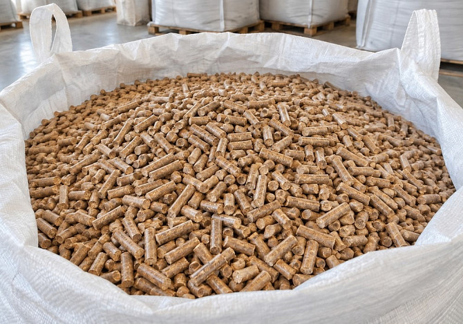 Hardwood sawdust fuel pellets for export Львів - зображення 1