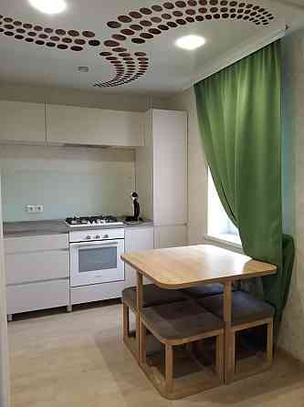 Продам 2-ком евроремонт, мебель и техника Левый Берег. СРОЧНО! Кам'янське (Дніпродзержинськ)