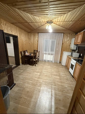 Триповерховий мансардний будинок в Яремче 240 м² Яремче - изображение 8