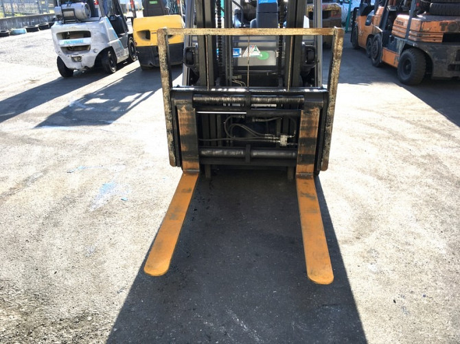 Вилочний автонавантажувач TCM (Nissan), із синхронним позиціонером вил. Модель: FHGE20T5. Номiнальна Чернигов - изображение 3