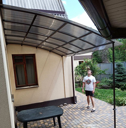 Навес над входом, навес над машиной, навес над двором - любые размеры и конструкция, с установкой Київ - зображення 1