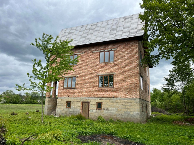 Триповерховий будинок в с.Делятин Яремче - зображення 6