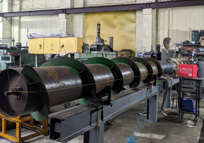 Ремонт шнека жниварки John Deere HydraFlex Рівне - зображення 1