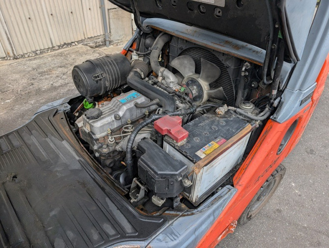 Дизельний навантажувач Toyota моделі 02-8FD15 з функцією бічного зсуву Киев - изображение 5