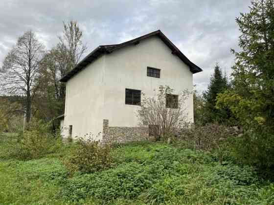 Будинок в Заріччі кафе “Млин” Яремче