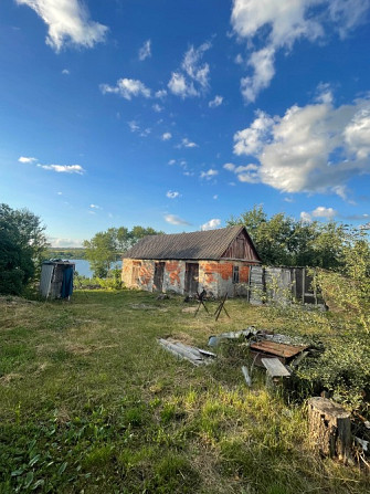 Продам участок с постройками и своим выходом на водохранилище Первомайский - изображение 1