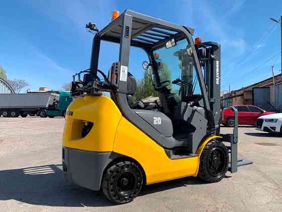 Вилочний автонавантажувач Komatsu, компакт з кабіною та позиціонером для кожної вили. Модель: FG20NT Винница