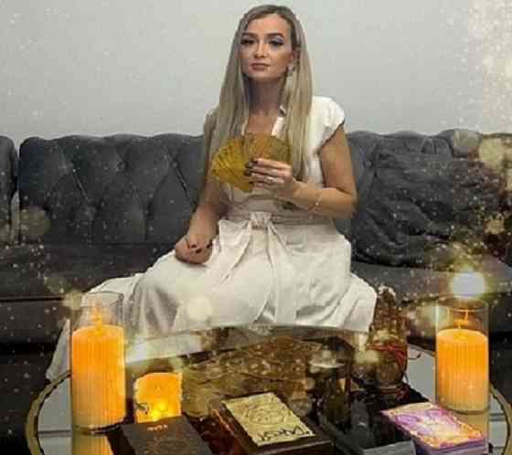 Советую ясновидящую, таролога Наталью. Київ