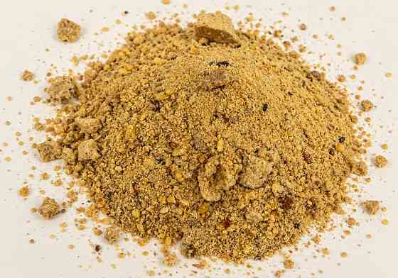 Crushed soybean cake for feed buyers — USD 390 / EUR 340 per MT Львов