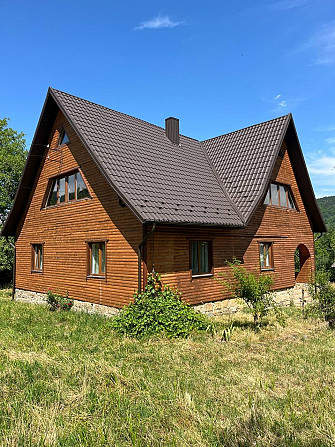 Триповерховий мансардний будинок в Яремче 240 м² Яремче - зображення 3