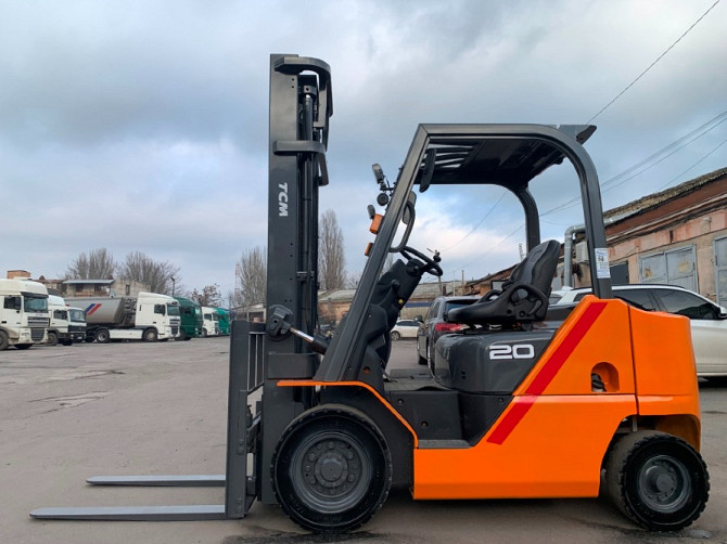 Дизельний автонавантажувач TCM (Nissan), 2022 року з бiчним зсувом Модель: FD20T5M Хмельницкий - изображение 1