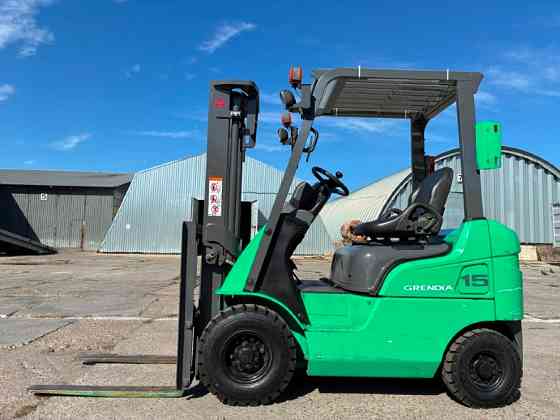 Дизельний навантажувач Mitsubishi KFD15T на нових пневмошинах, 2015 року. Номінальна вантажність 1,5 Миколаїв