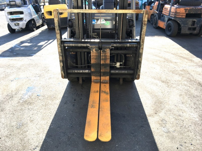 Вилочний автонавантажувач TCM (Nissan), із синхронним позиціонером вил. Модель: FHGE20T5. Номiнальна Чернигов - изображение 4