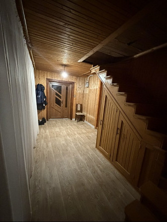 Триповерховий мансардний будинок в Яремче 240 м² Яремче - изображение 11