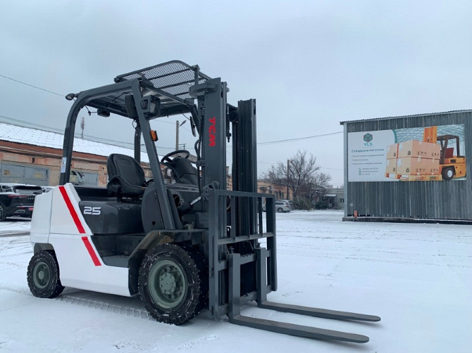 Вилочний автонавантажувач TCM (Nissan), напрацювання 5045 мотогодин. Модель: FHGE25T5 Івано-Франківськ - зображення 6